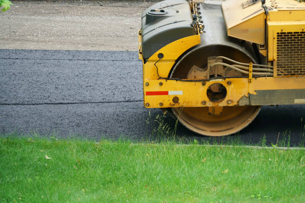 Best Professional Driveway Pavers  in Garnett, KS